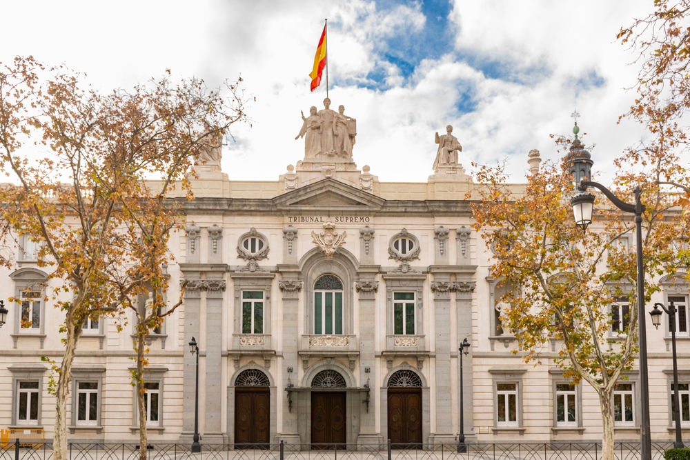 Medida Cautelar, fianza, fianzas, caución, cuaciones, surety, tribunal, fianza judicial, caución judicial, Janus Assurance Re, C. Constantin Poindexter